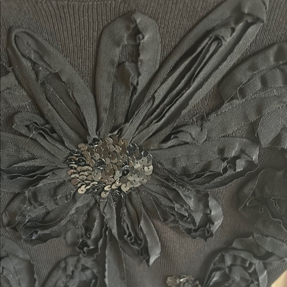 Cartise Statement Black Embellished Floral Sequin Fitted Long Sleeve Top, size M - Picture 8 of 10